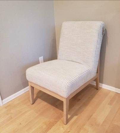 *Hearth & Hand with Magnolia Natural Wood Slipper Accent Lounge Chair*