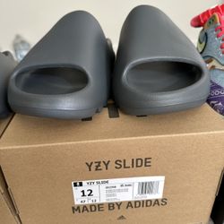 Yeezy Slide Slate Grey Size 12