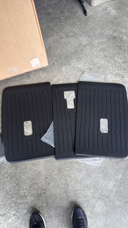 Tesla Y 2026 Brand New 3 piece all weather back seat lining