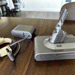 Dyson V8 Origin Battery + Charger – Unused (New from Vacuum Purchase)