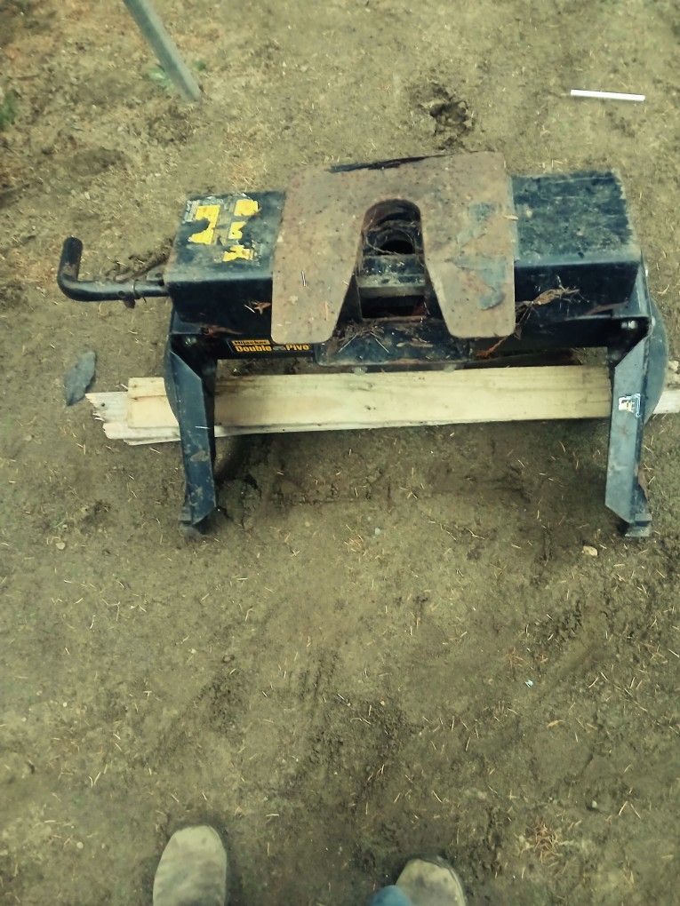 5th Wheel Trailer Hitch