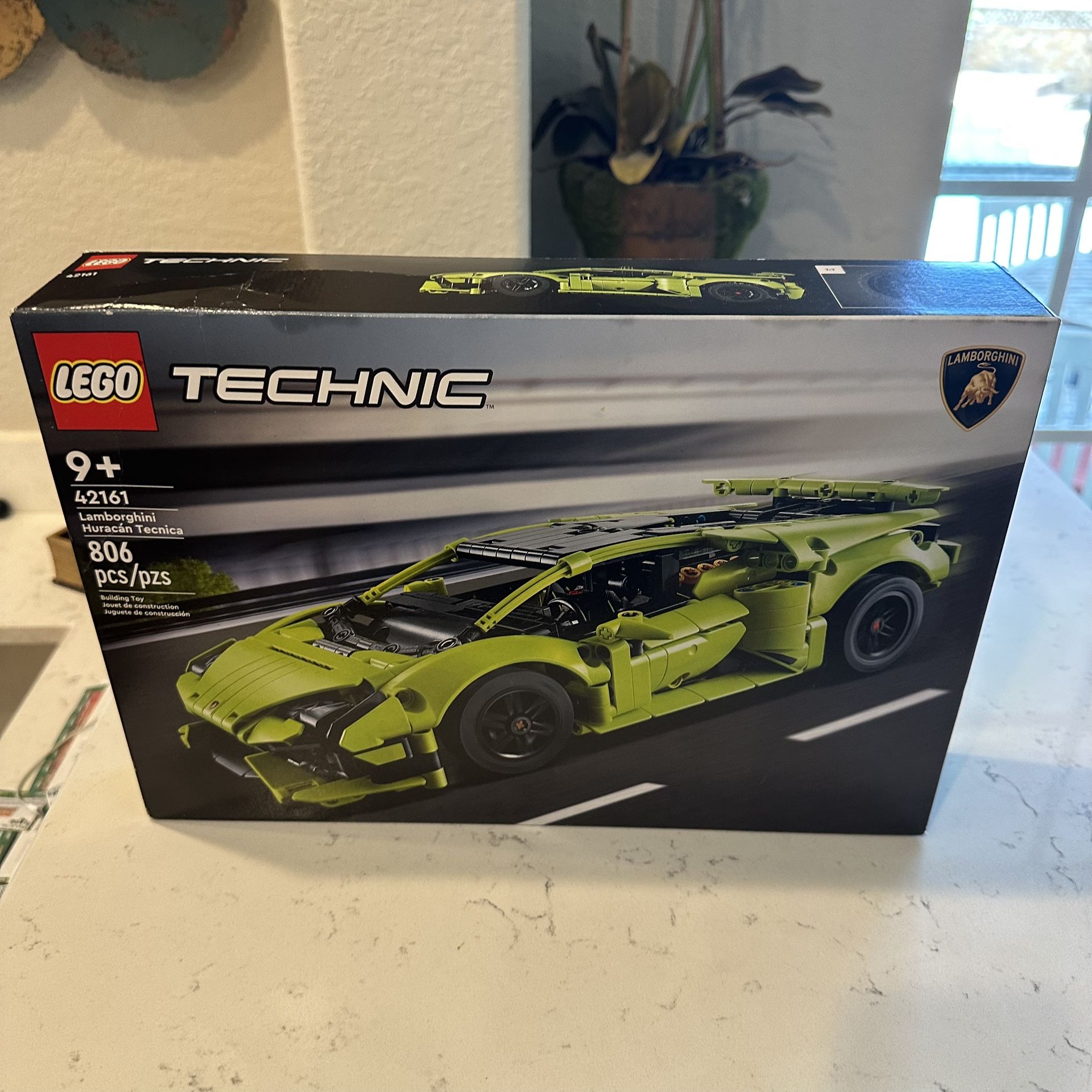 Lamborghini Huracán Lego Set Lime Green Unopened