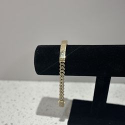 Cuban Name Plate Bracelet 14 Karat Gold 
