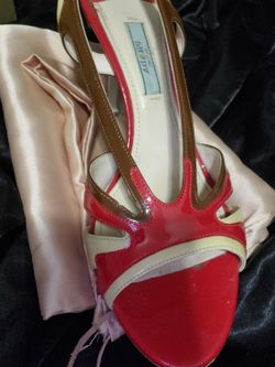 PRADA Flame patent leather heels 36 1/2