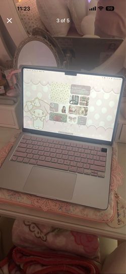 Apple MacBook Air 13-inch (2024, M3) - Silver