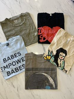 Women’s Athletic/Casual T-Shirts