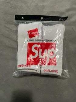 Supreme x Hanes White Crew Socks 4-Pack