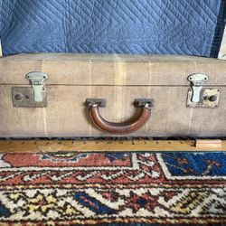 Vintage Suit Case