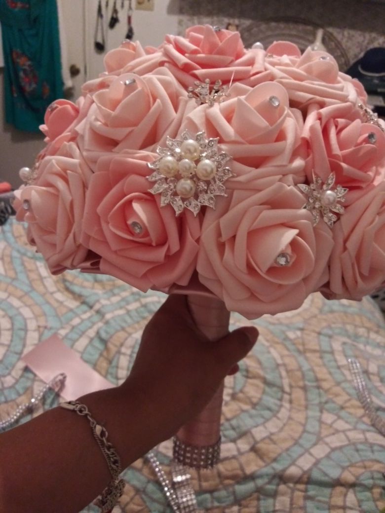 Bridal/quinceanera bouquets