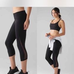 Lululemon Train Times Crop, Black  high-waisted leggings with mesh details Size 4