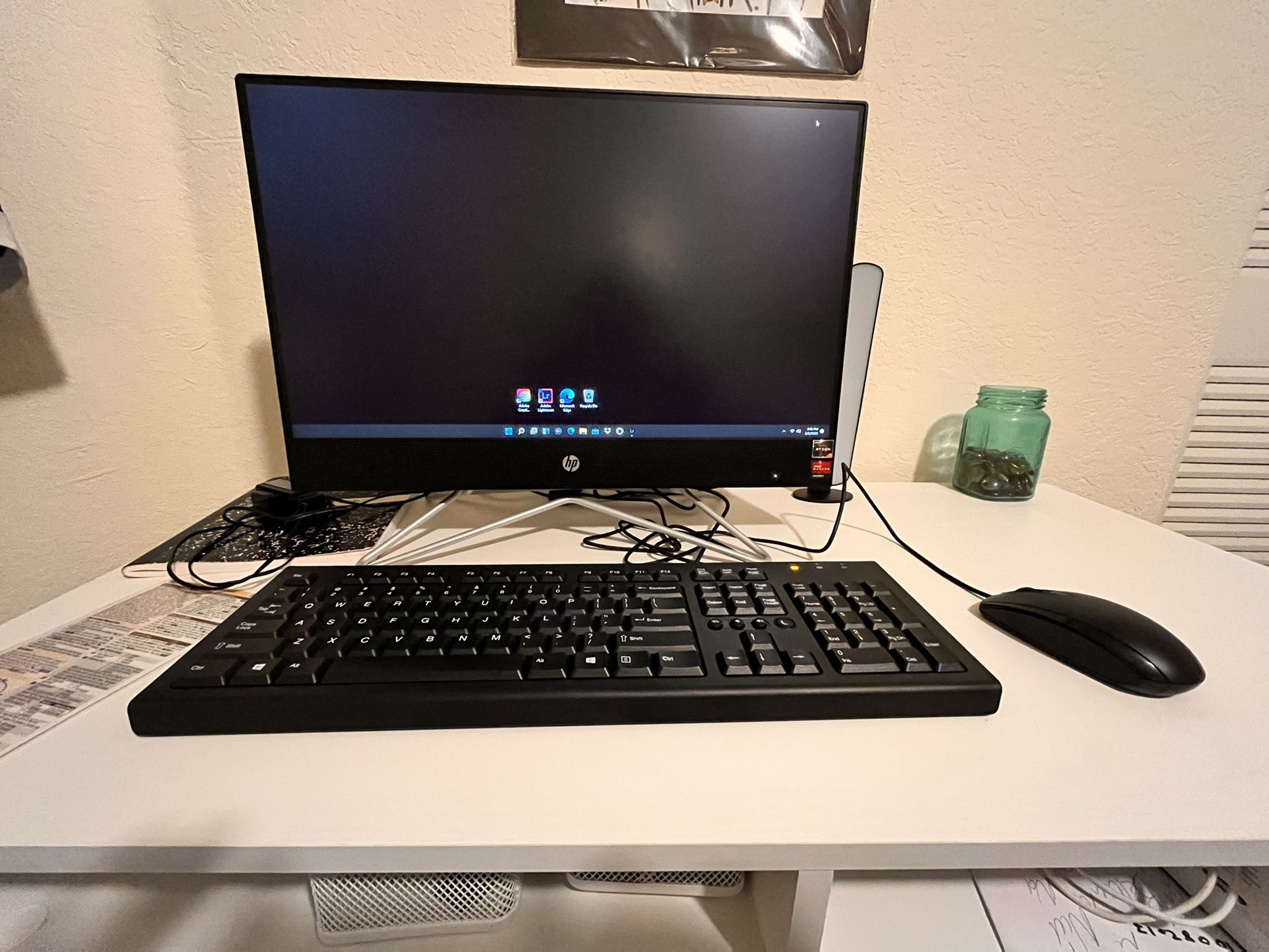 HP 22 AIO R3 Touch 8GB/1TB Desktop All-In-One