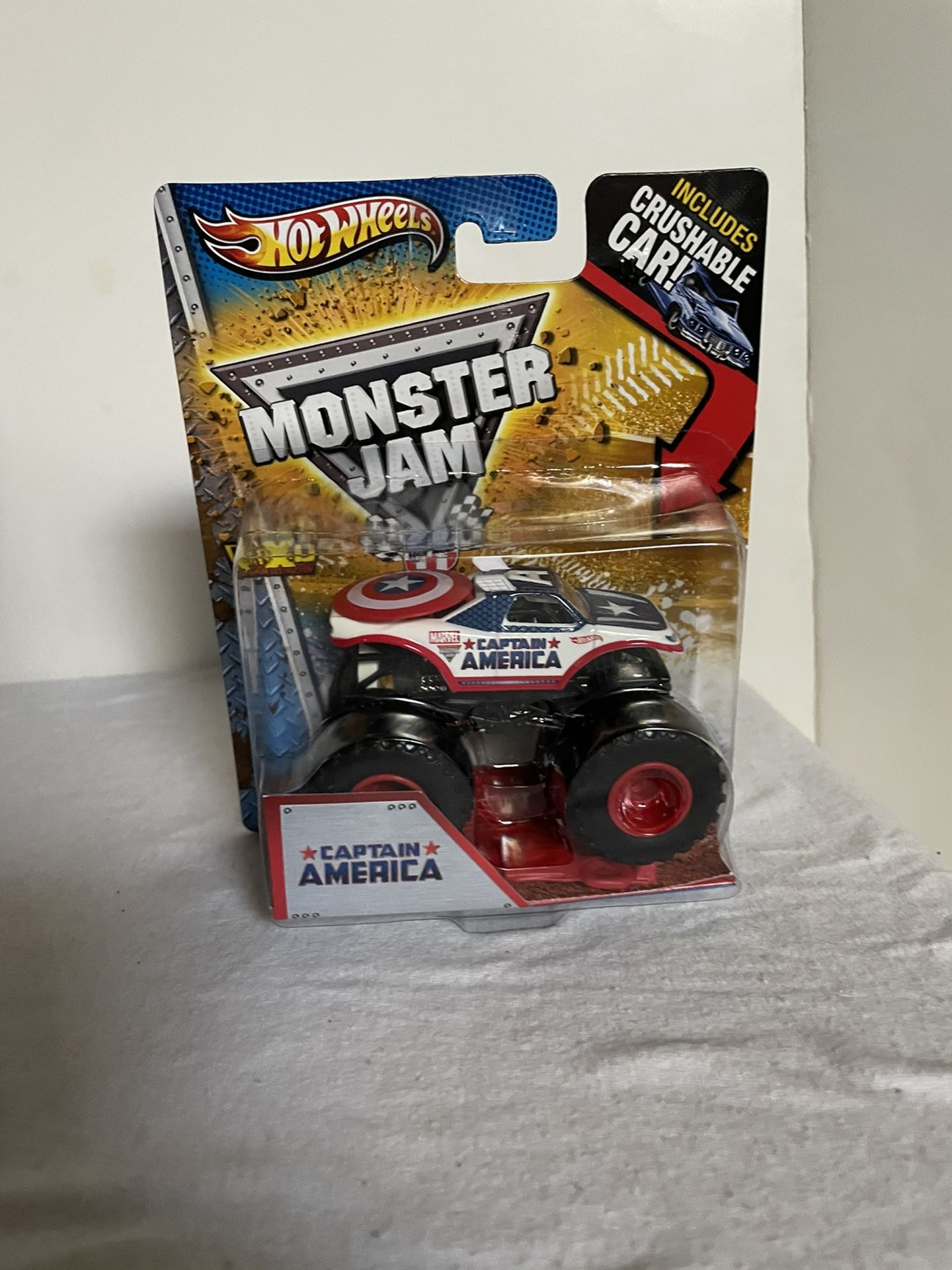 Hot Wheels Monster Jam (2012) Captain America 