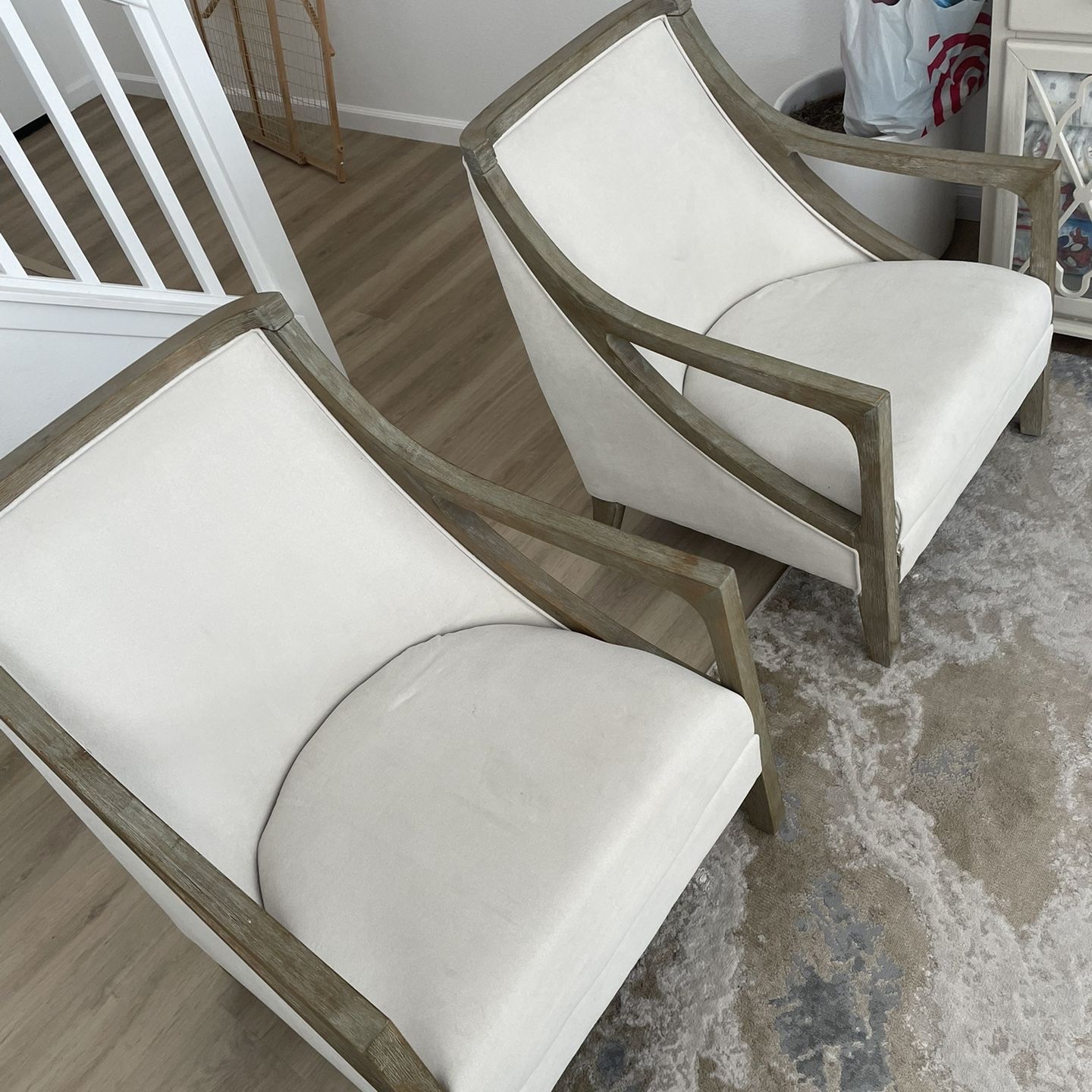 Accent Chairs