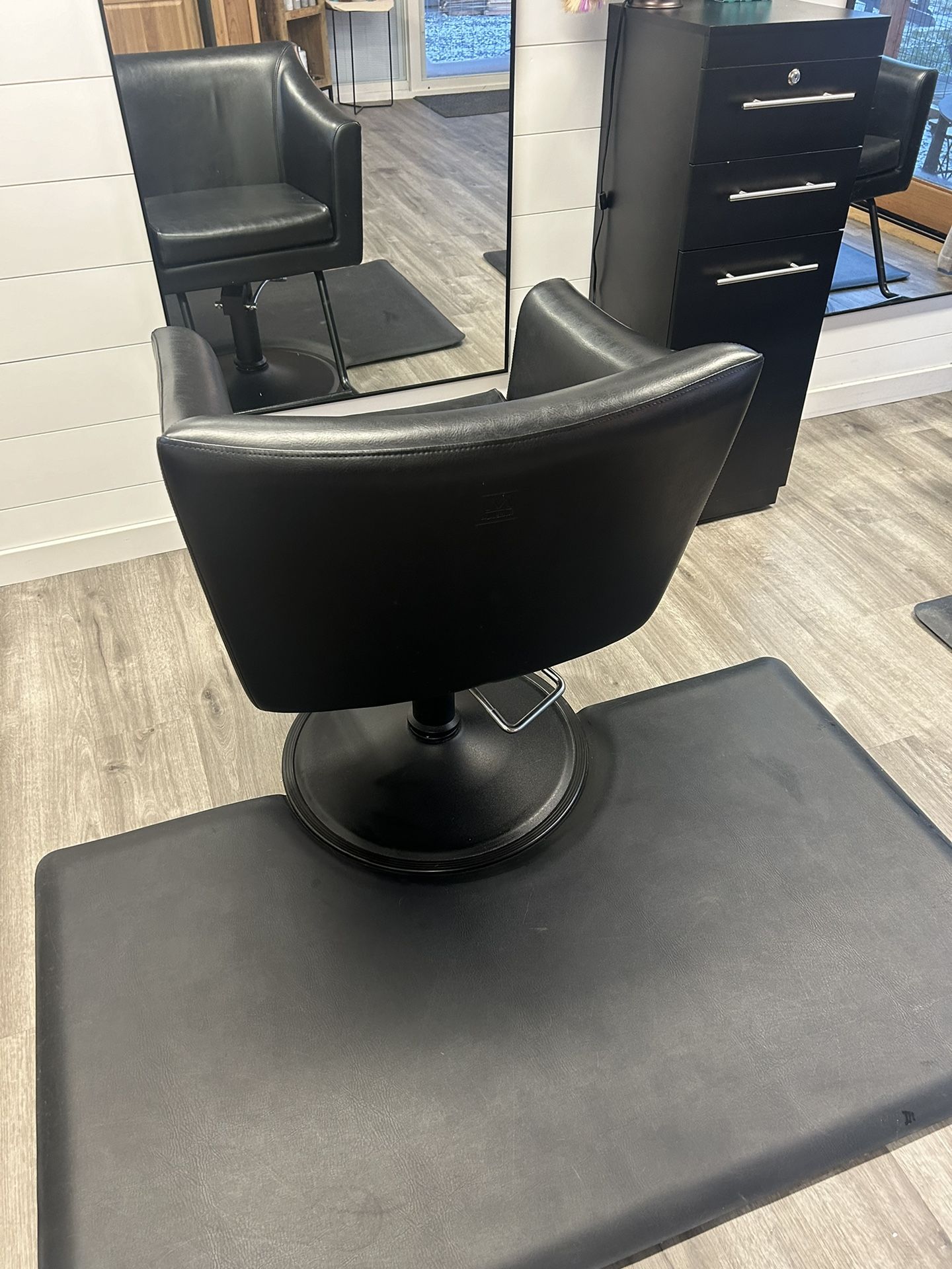Salon Furniture