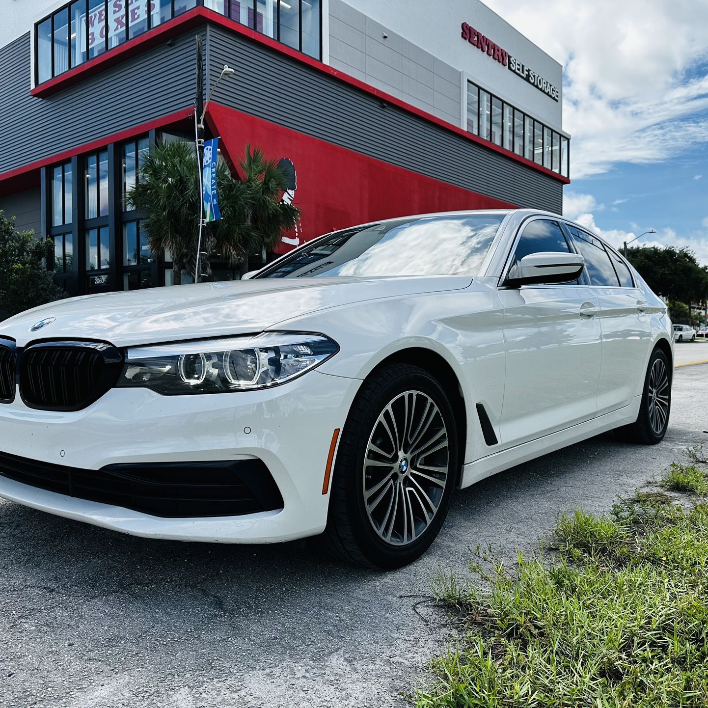 2020 BMW 530i