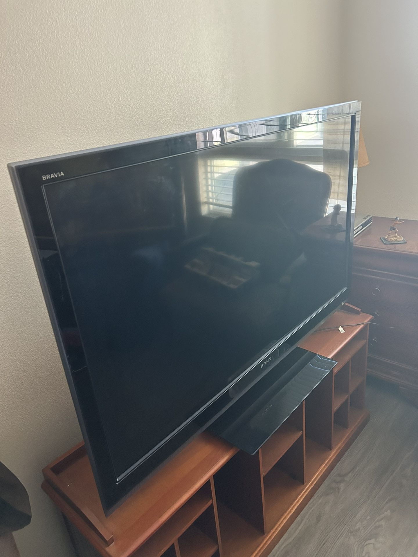 Sony 52 Inch Tv With Remote $50
