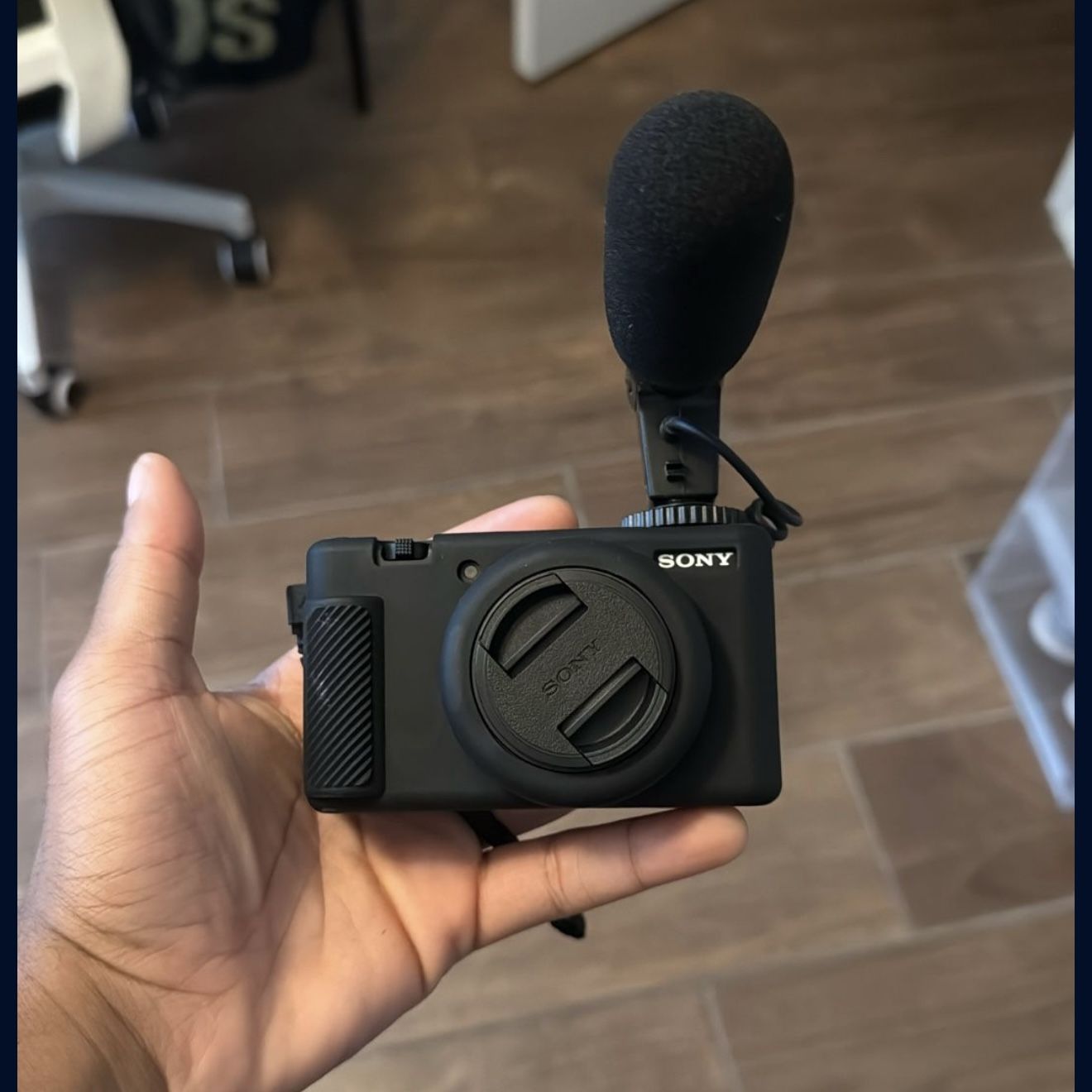 Sony ZV-1F/B 20.1 Megapixel Compact Camera, Black