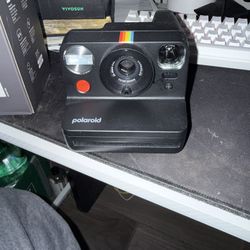 Polaroid Now+