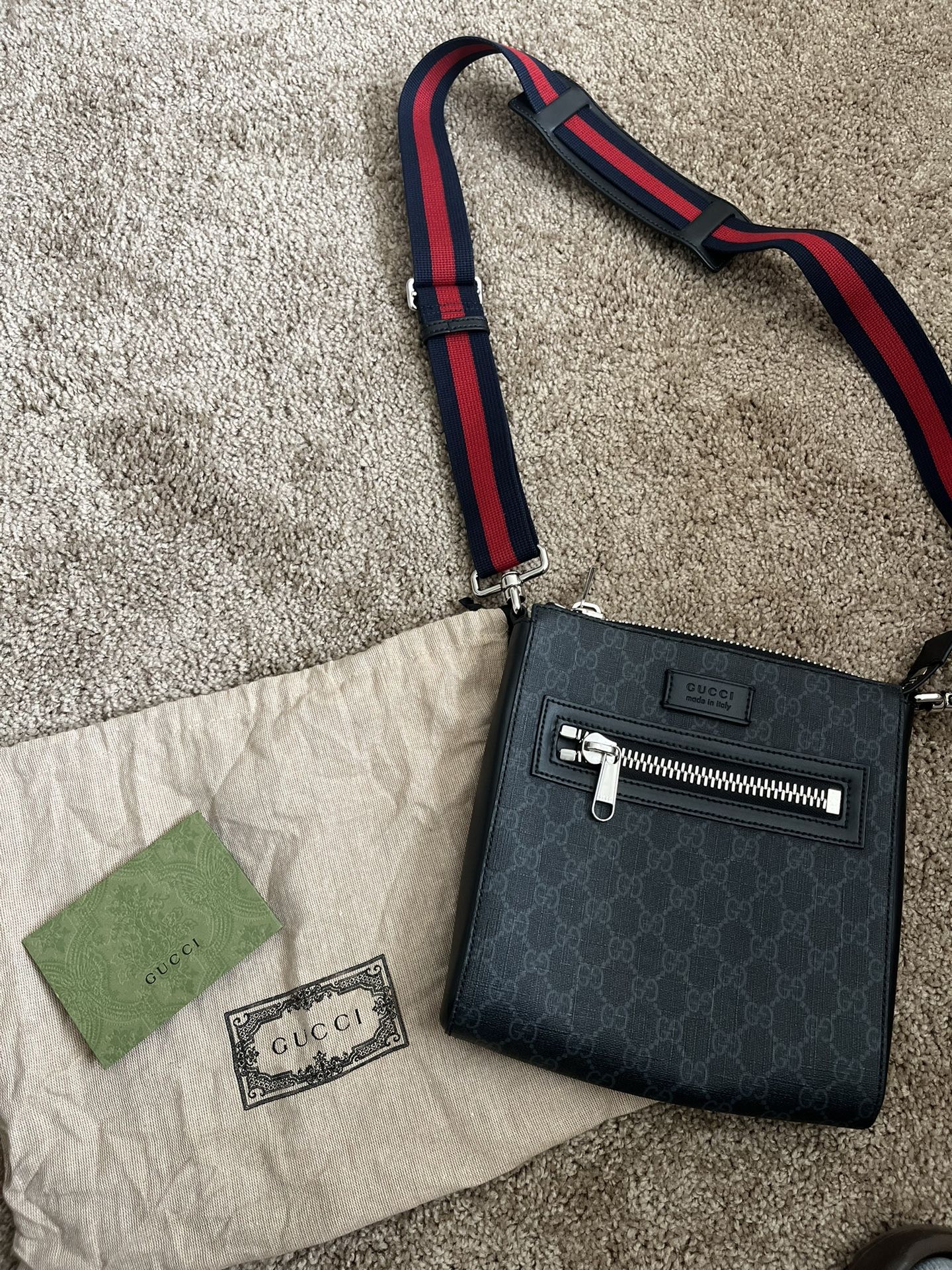 Authentic Gucci Messanger Bag