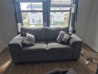Mayfair loveseat set  light grey, black and white