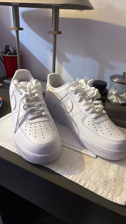 Nike Air Force 1 07’ Size 11.5