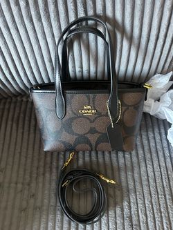Purses coach with straps 2