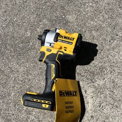 DEWALT ATOMIC 20V MAX Cordless Brushless 1/2 in. Variable Speed Impact Wrench (Tool Only)