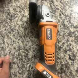 Rigid Brushless Grinder 