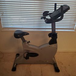 True Z7 Upright Exercise Bike - Stationary Bike - Gym Quality 
