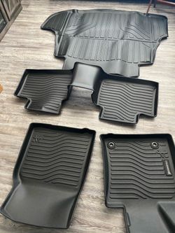 Brand new deep floor Matt s