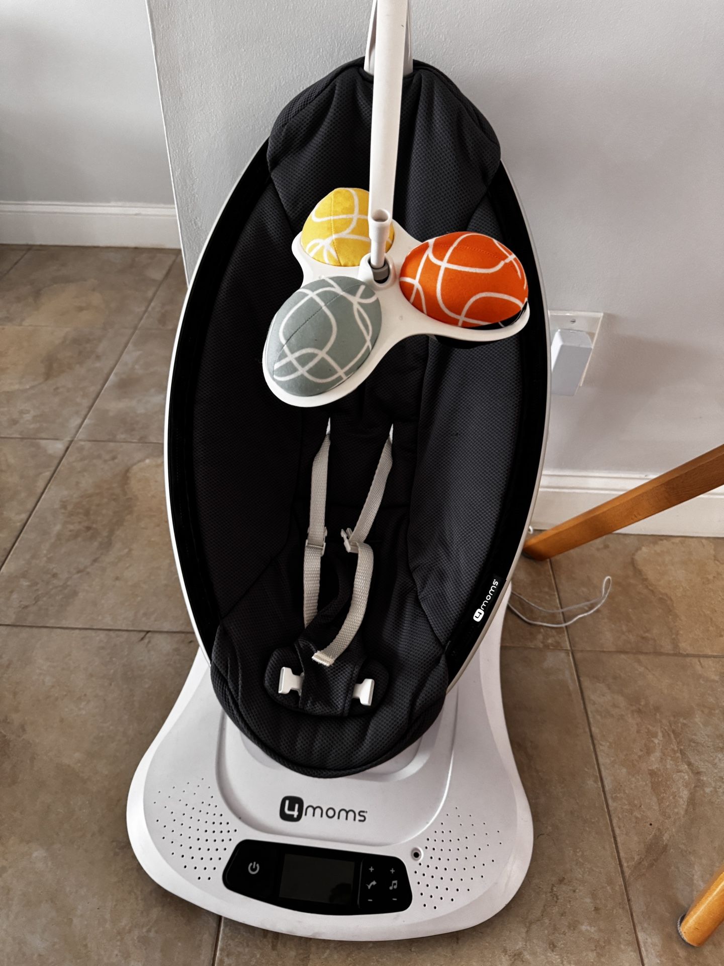 4 Moms MamaRoo Swing
