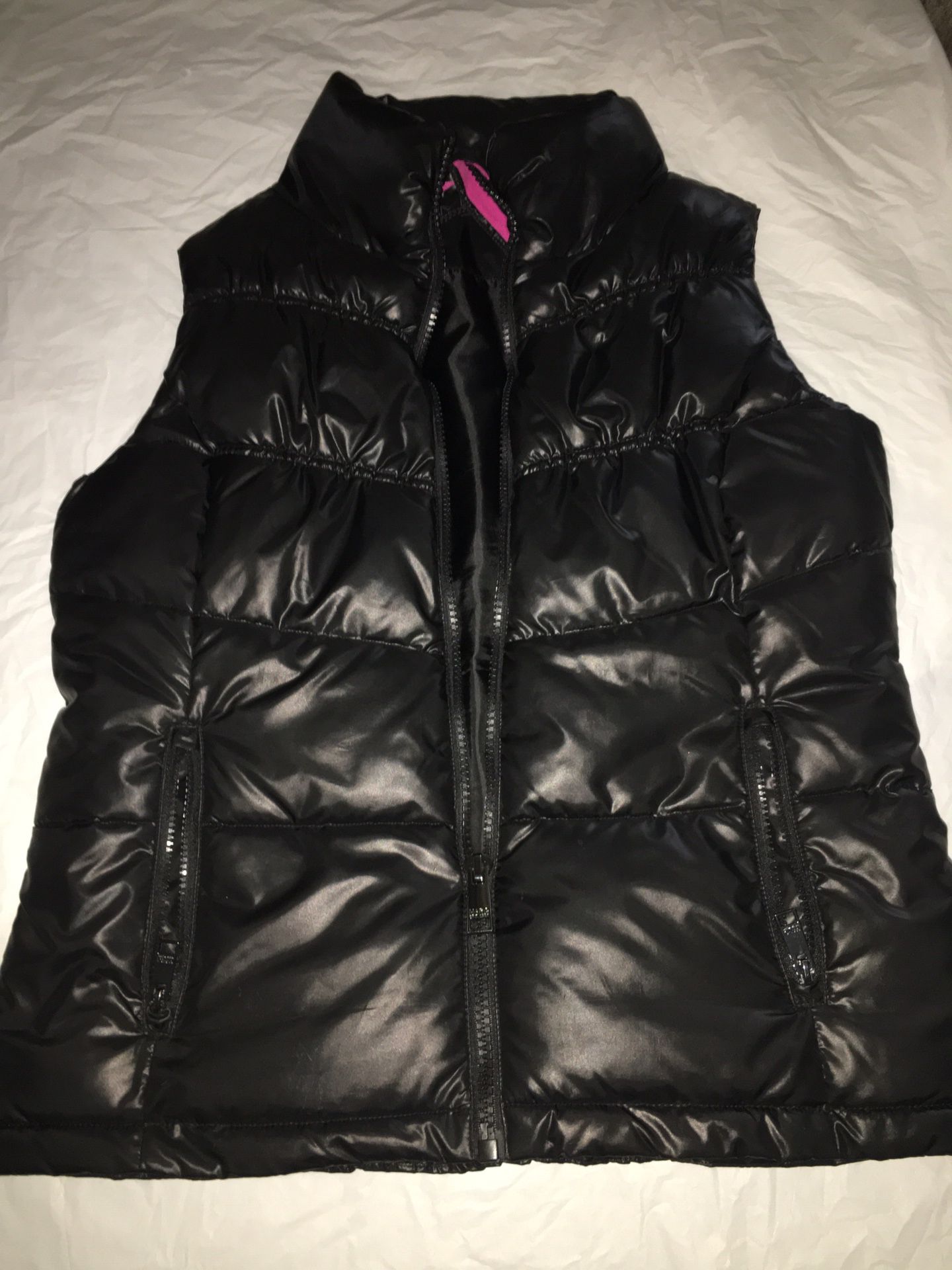 NY & Company Puffy Vest Women’s Large