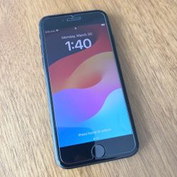iPhone SE (3rd Gen) - Unlocked