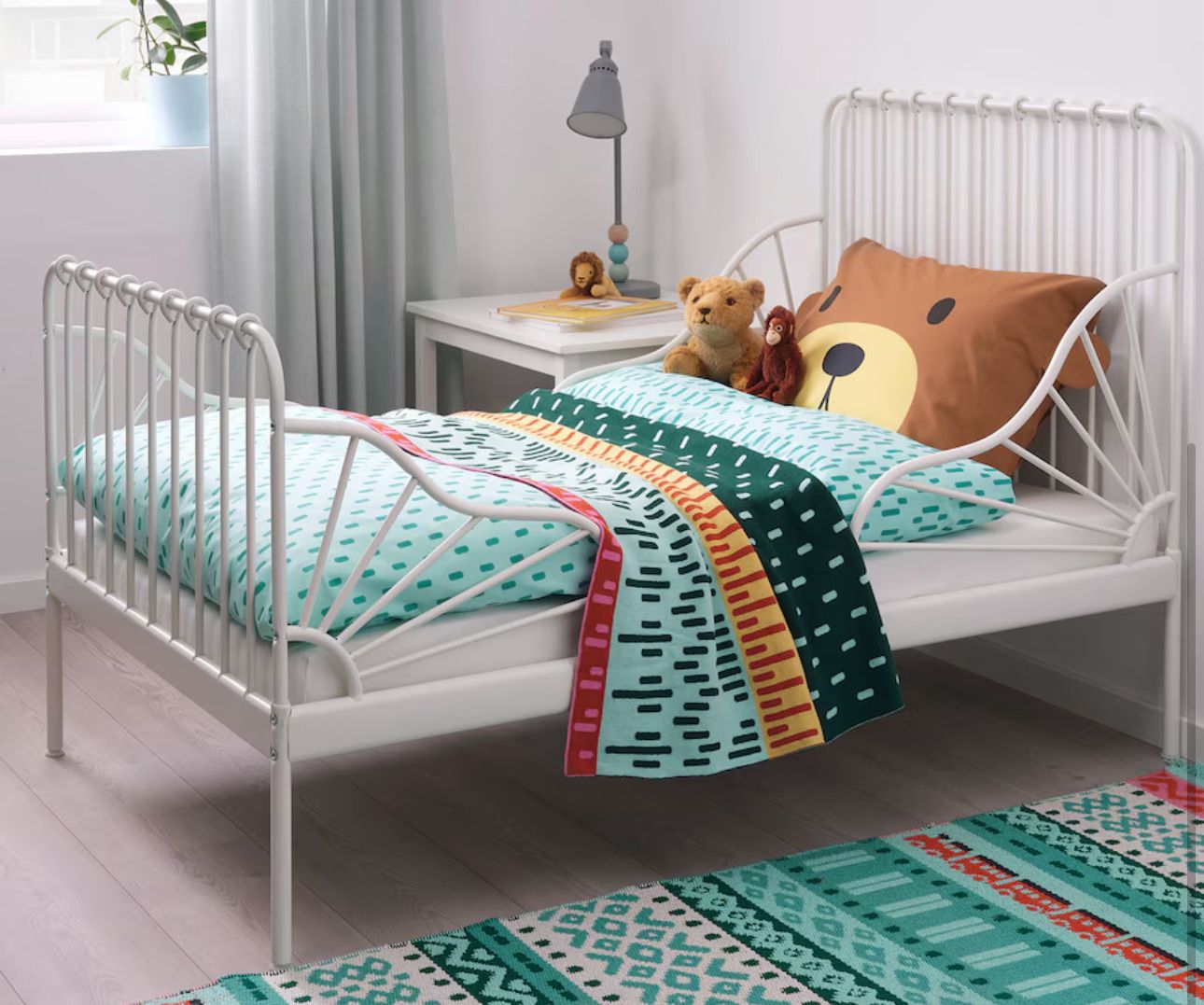 MINNEN Extendable Twin Bed Frame w/ Mattress