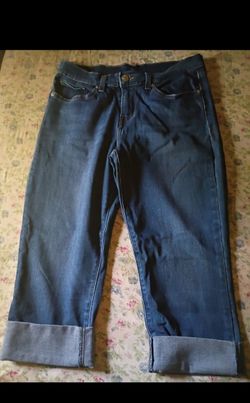 A Nice Women's Pair of Cropped Jean Shorts/ Pants