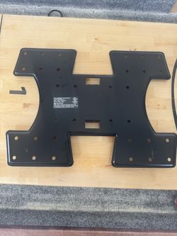 Rocket Fish Extending Wall Mount