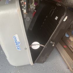 Rooftop Cargo Carrier