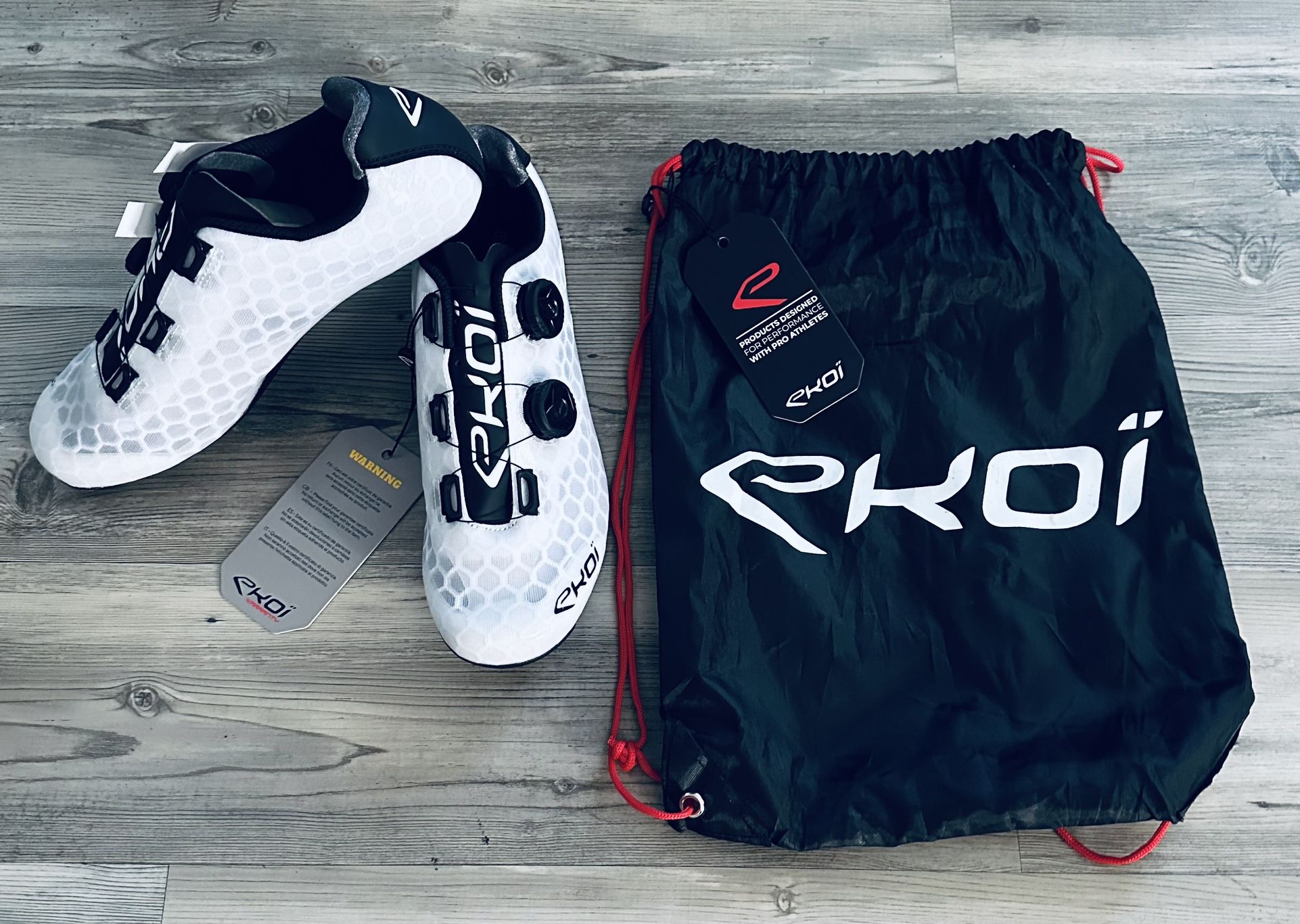 Ekoi R4 Ultra Light Carbon Pro Road Cycling Shoes / White