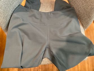 Zella Capri Yoga Pants Size Medium