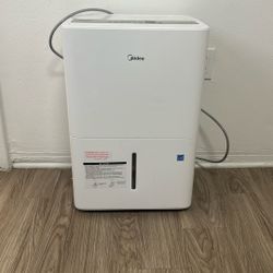 MIDEA DEHUMIDIFIER 