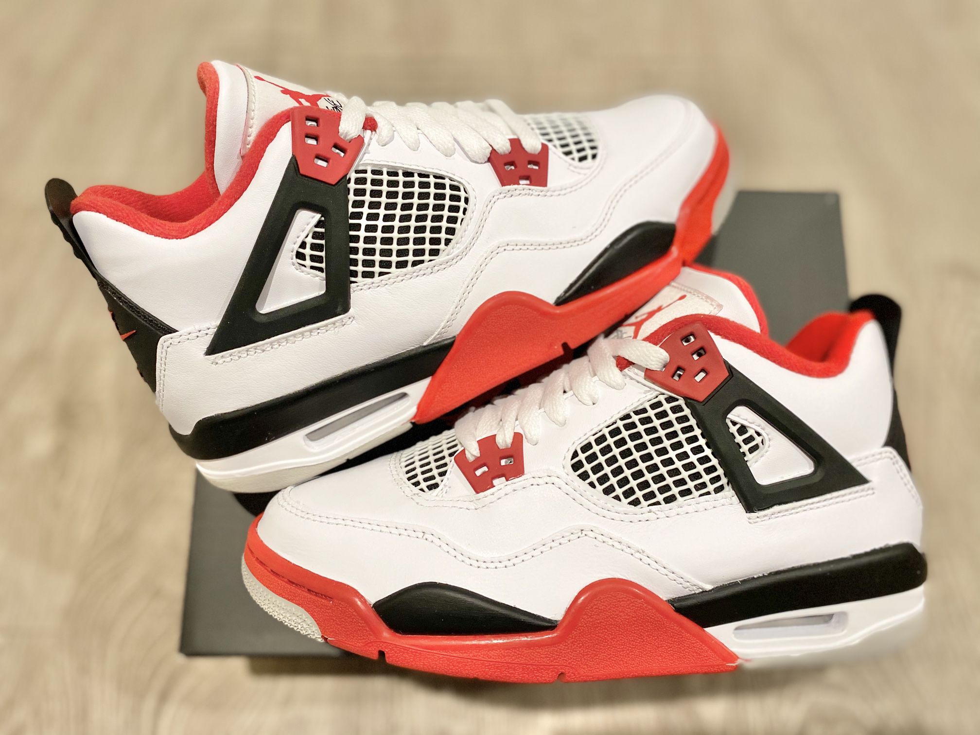 Jordan 4 Fire Red Size 6.5 & 7 Y GS