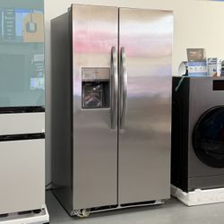 Frigidaire 26 Cubic Feet French Door Refrigerator Brand New