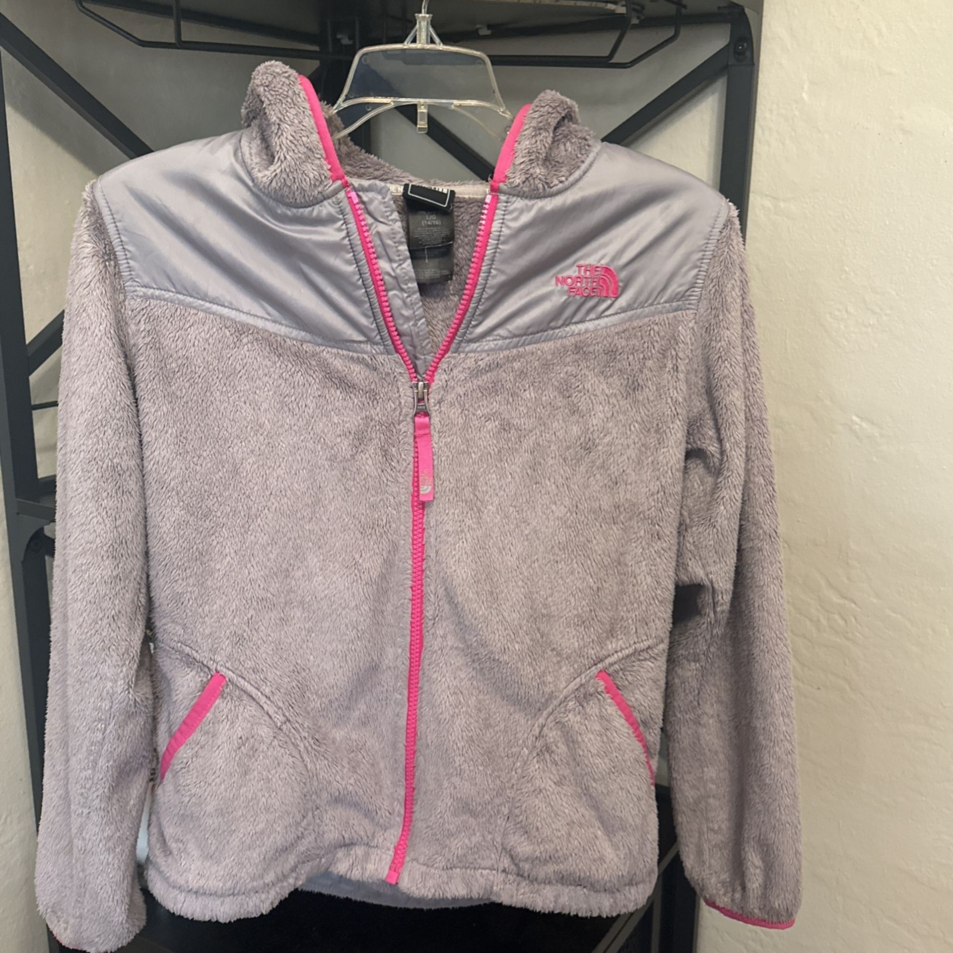 The North Face Very Warm Fuzzy Jacket Girls Size 14/16