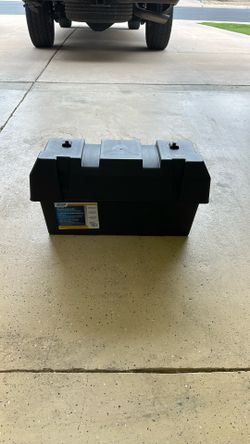 CAMCO Double Battery Box
