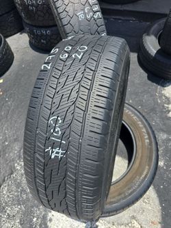2 used 275/60R20 Continental Crosscontact LX20