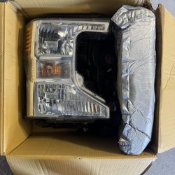 2022 F250 Stock Headlights 