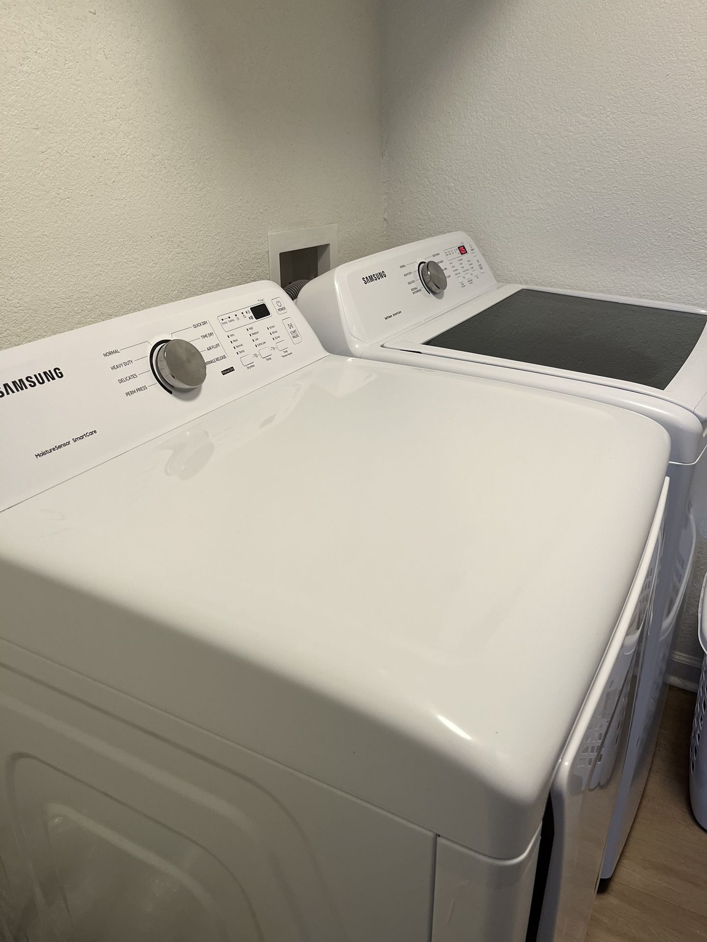 Samsung Washer and Dryer 4.5 Cu. Ft. High-Efficiency Top Load Wash and 7.2-cu ft Vented Electric