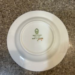 Wedgewood Small plate And  Trinket Box 
