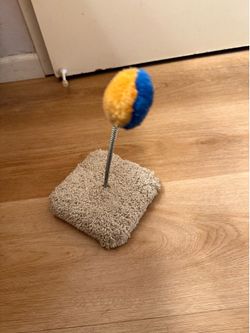 Cat toy (bounces on spring) -11” tall