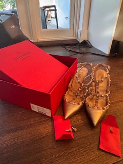 Valentino Garavani gold size 36